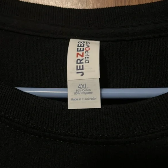 jerzees  Black Men's T-Shirt - Picture 3 of 3